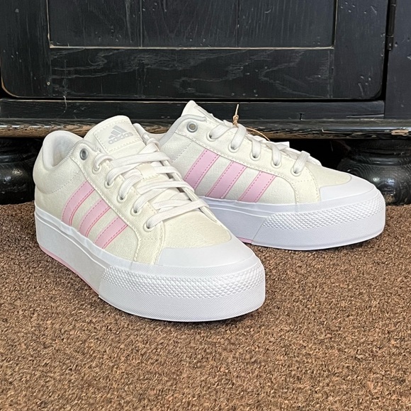 NEW Adidas Bravada 2.0 platform sneakers Women's size 8.5 - Picture 3 of 16